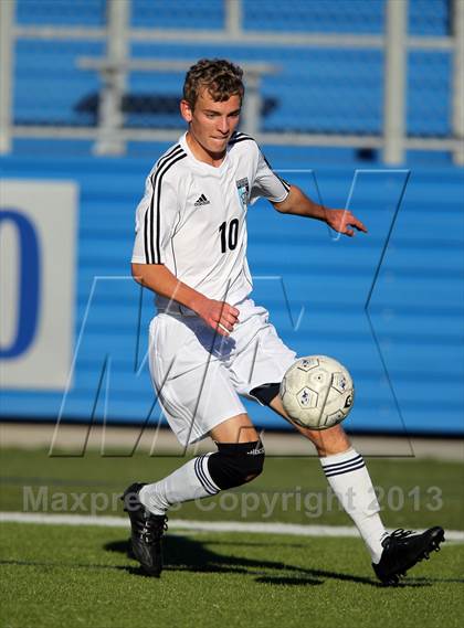 Thumbnail 2 in Belton vs. Kingwood (Georgetown Governor's Cup) photogallery.