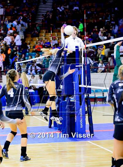 Thumbnail 3 in Resurrection Christian vs. Ridgway (CHSAA 2A Playoff) photogallery.