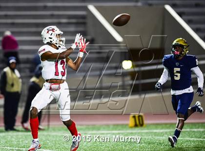 Thumbnail 3 in Atascocita vs Klein Collins (UIL 6A Bi-District Playoff) photogallery.