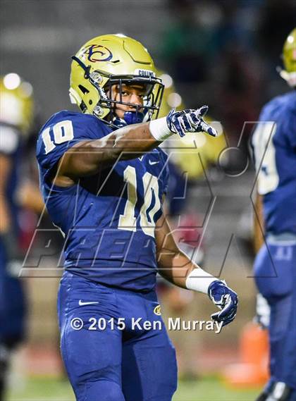 Thumbnail 3 in Atascocita vs Klein Collins (UIL 6A Bi-District Playoff) photogallery.