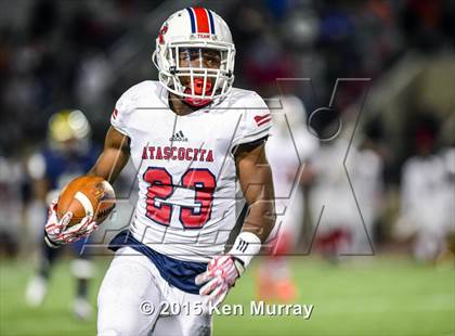 Thumbnail 2 in Atascocita vs Klein Collins (UIL 6A Bi-District Playoff) photogallery.