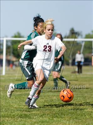 Thumbnail 3 in Davis @ Beyer photogallery.