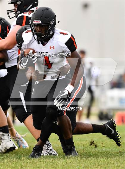 Thumbnail 2 in Spruce Creek vs. Leesburg (Spring Scrimmage) photogallery.