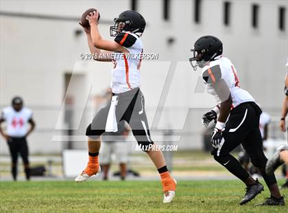 Thumbnail 3 in Spruce Creek vs. Leesburg (Spring Scrimmage) photogallery.