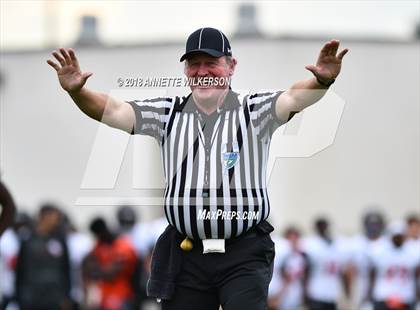 Thumbnail 2 in Spruce Creek vs. Leesburg (Spring Scrimmage) photogallery.