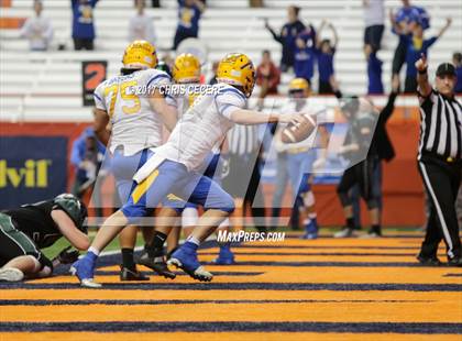 Thumbnail 1 in Yorktown vs. West Seneca West (NYSPHSAA Class A Championship) photogallery.