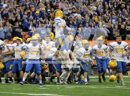 Thumbnail 3 in Yorktown vs. West Seneca West (NYSPHSAA Class A Championship) photogallery.