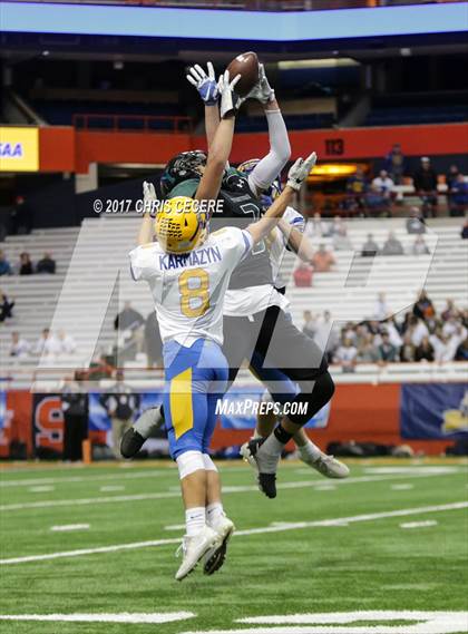 Thumbnail 2 in Yorktown vs. West Seneca West (NYSPHSAA Class A Championship) photogallery.