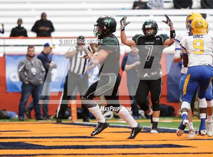 Thumbnail 2 in Yorktown vs. West Seneca West (NYSPHSAA Class A Championship) photogallery.