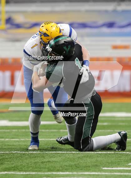 Thumbnail 3 in Yorktown vs. West Seneca West (NYSPHSAA Class A Championship) photogallery.