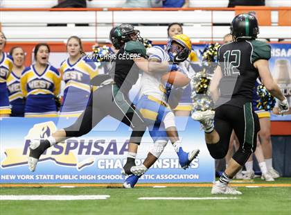 Thumbnail 3 in Yorktown vs. West Seneca West (NYSPHSAA Class A Championship) photogallery.
