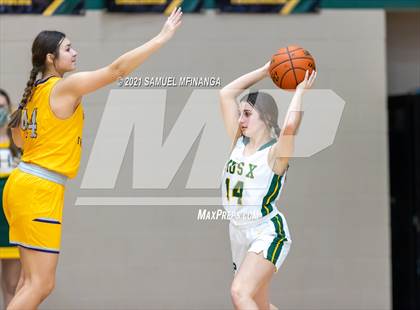 Thumbnail 2 in Bellevue West @ Pius X photogallery.