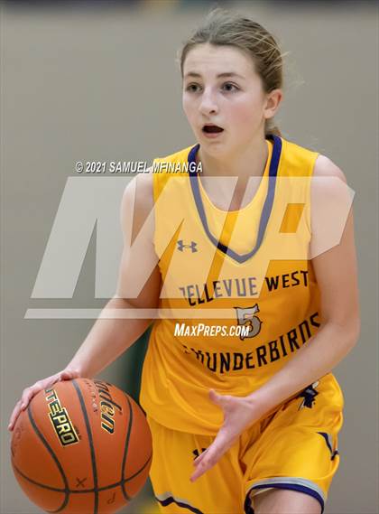 Thumbnail 2 in Bellevue West @ Pius X photogallery.