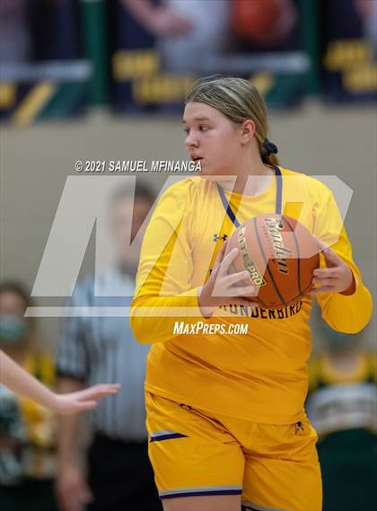 Thumbnail 1 in Bellevue West @ Pius X photogallery.