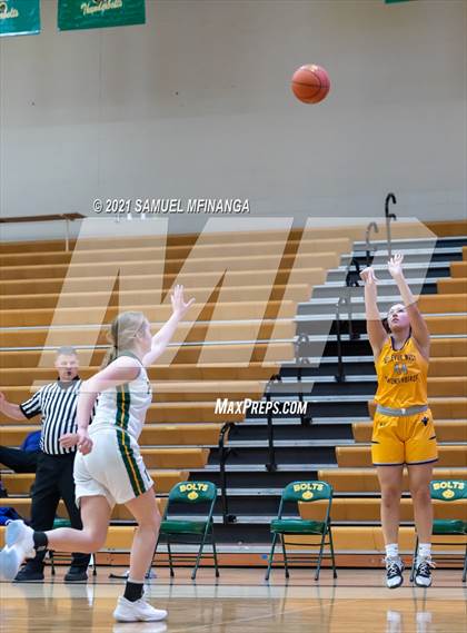 Thumbnail 2 in Bellevue West @ Pius X photogallery.
