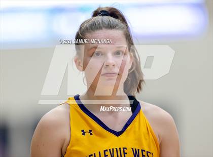 Thumbnail 1 in Bellevue West @ Pius X photogallery.