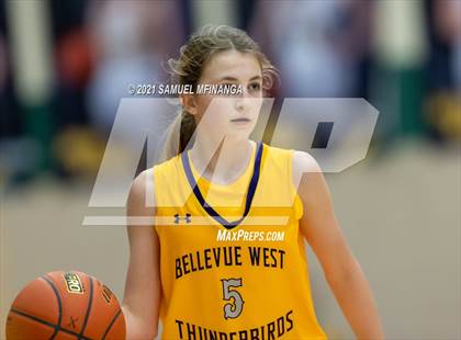 Thumbnail 3 in Bellevue West @ Pius X photogallery.
