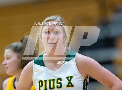 Thumbnail 1 in Bellevue West @ Pius X photogallery.