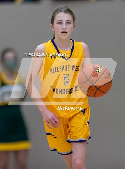Thumbnail 3 in Bellevue West @ Pius X photogallery.