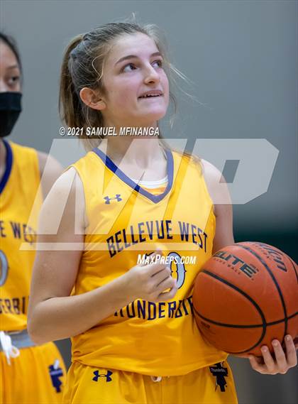Thumbnail 2 in Bellevue West @ Pius X photogallery.