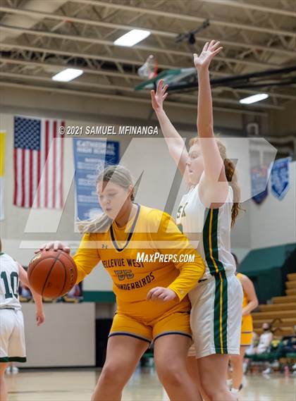 Thumbnail 1 in Bellevue West @ Pius X photogallery.