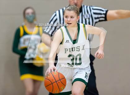 Thumbnail 2 in Bellevue West @ Pius X photogallery.