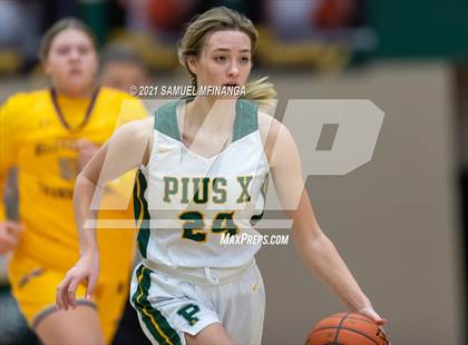 Thumbnail 3 in Bellevue West @ Pius X photogallery.