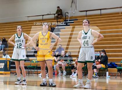 Thumbnail 3 in Bellevue West @ Pius X photogallery.