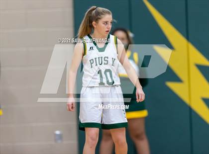 Thumbnail 3 in Bellevue West @ Pius X photogallery.
