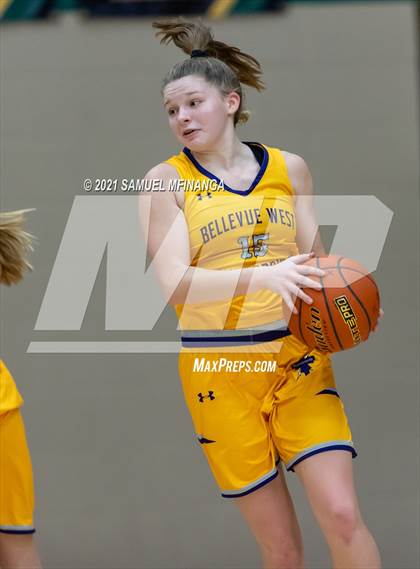 Thumbnail 2 in Bellevue West @ Pius X photogallery.