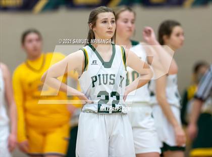 Thumbnail 3 in Bellevue West @ Pius X photogallery.