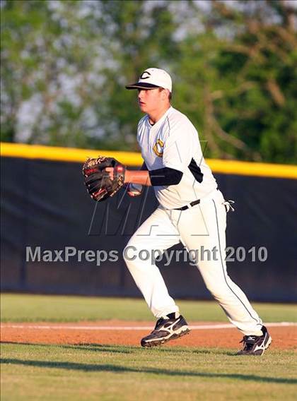Thumbnail 1 in Crandall @ North Forney photogallery.