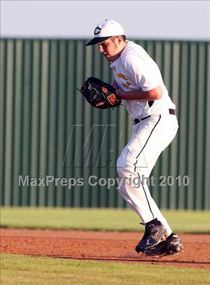 Thumbnail 2 in Crandall @ North Forney photogallery.