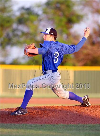 Thumbnail 3 in Crandall @ North Forney photogallery.