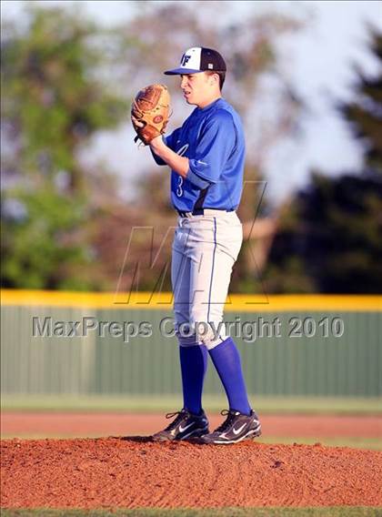 Thumbnail 2 in Crandall @ North Forney photogallery.