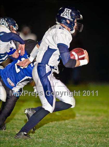 Thumbnail 3 in Aquinas @ Western Christian photogallery.