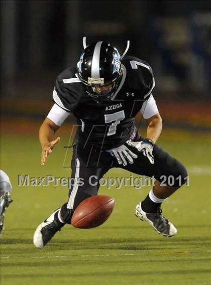 Thumbnail 2 in Workman vs. Azusa photogallery.