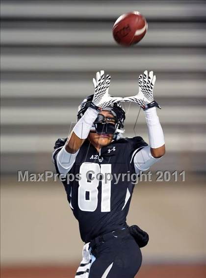 Thumbnail 2 in Workman vs. Azusa photogallery.
