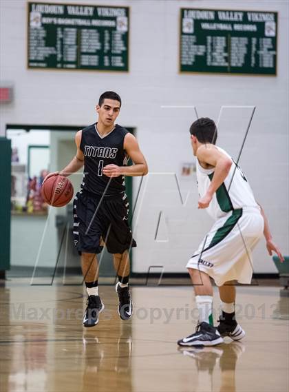 Thumbnail 2 in Dominion vs Loudoun Valley (Dulles District Quarterfinal) photogallery.