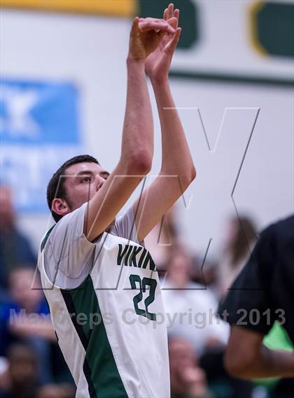 Thumbnail 2 in Dominion vs Loudoun Valley (Dulles District Quarterfinal) photogallery.