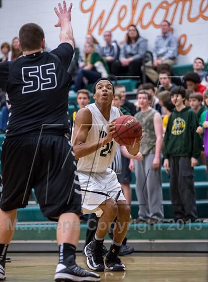 Thumbnail 3 in Dominion vs Loudoun Valley (Dulles District Quarterfinal) photogallery.