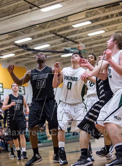 Thumbnail 3 in Dominion vs Loudoun Valley (Dulles District Quarterfinal) photogallery.