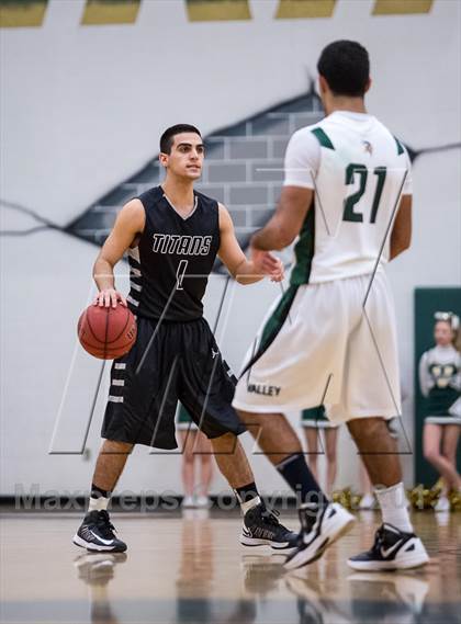 Thumbnail 3 in Dominion vs Loudoun Valley (Dulles District Quarterfinal) photogallery.