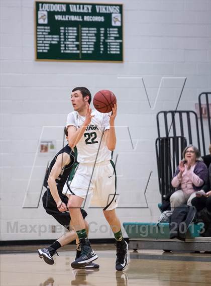 Thumbnail 2 in Dominion vs Loudoun Valley (Dulles District Quarterfinal) photogallery.