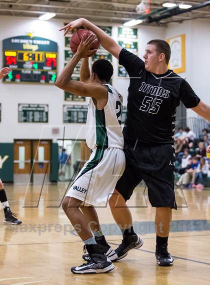 Thumbnail 3 in Dominion vs Loudoun Valley (Dulles District Quarterfinal) photogallery.