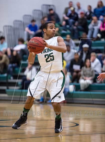 Thumbnail 3 in Dominion vs Loudoun Valley (Dulles District Quarterfinal) photogallery.