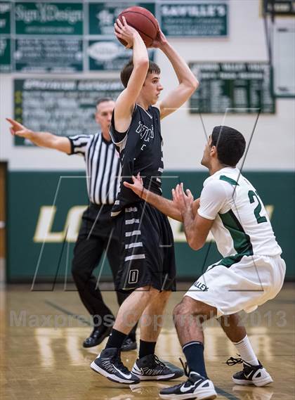 Thumbnail 2 in Dominion vs Loudoun Valley (Dulles District Quarterfinal) photogallery.