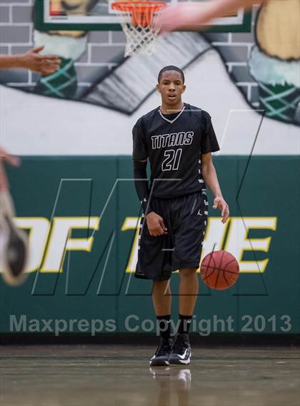 Thumbnail 1 in Dominion vs Loudoun Valley (Dulles District Quarterfinal) photogallery.