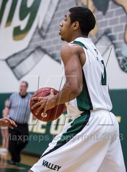 Thumbnail 2 in Dominion vs Loudoun Valley (Dulles District Quarterfinal) photogallery.