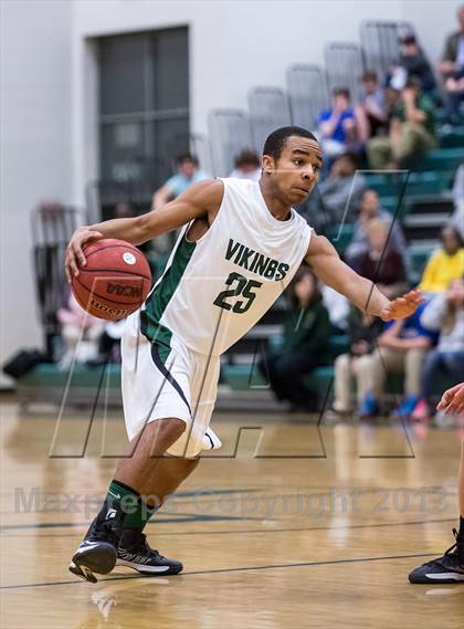 Thumbnail 2 in Dominion vs Loudoun Valley (Dulles District Quarterfinal) photogallery.